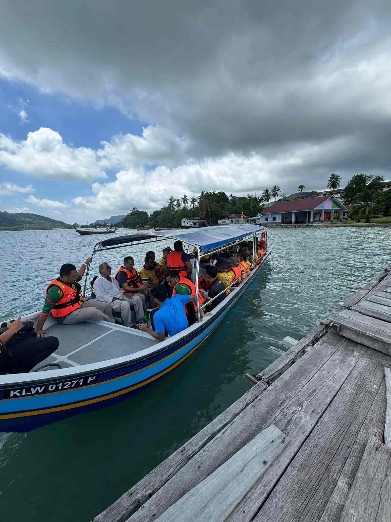 Tuba Mangrove Boat Tour in Langkawi